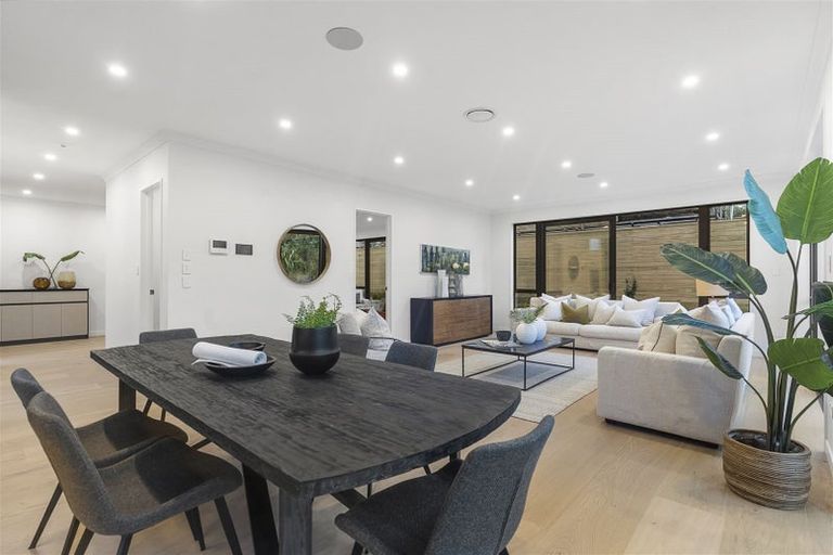 Photo of property in 7 Kina Place, Long Bay, Auckland, 0630