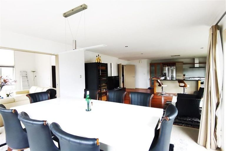 Photo of property in 51 Bronwylian Drive, Flat Bush, Auckland, 2016