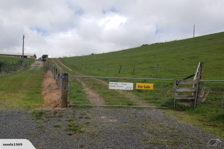 Photo of property in 1285 Harbour Road, Hauturu, Oparau, 3886