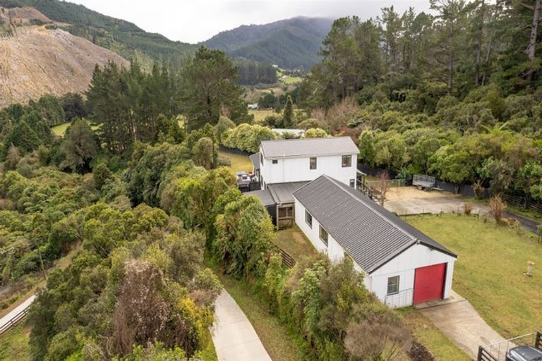 Photo of property in 1258 Akatarawa Road, Akatarawa, Upper Hutt, 5372