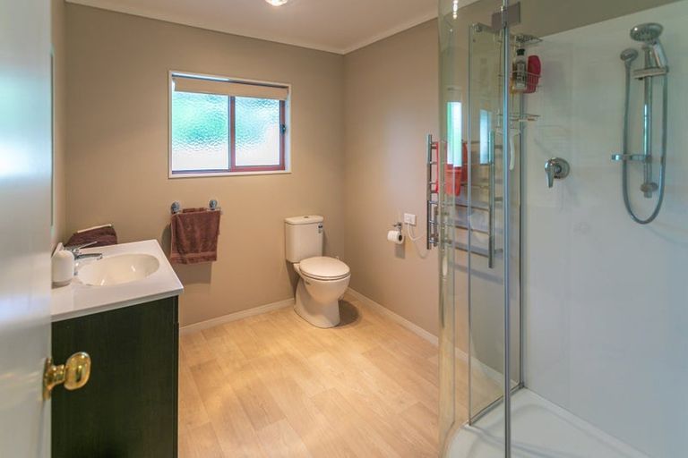 Photo of property in 4e Torehina Heights, Amodeo Bay, Coromandel, 3584