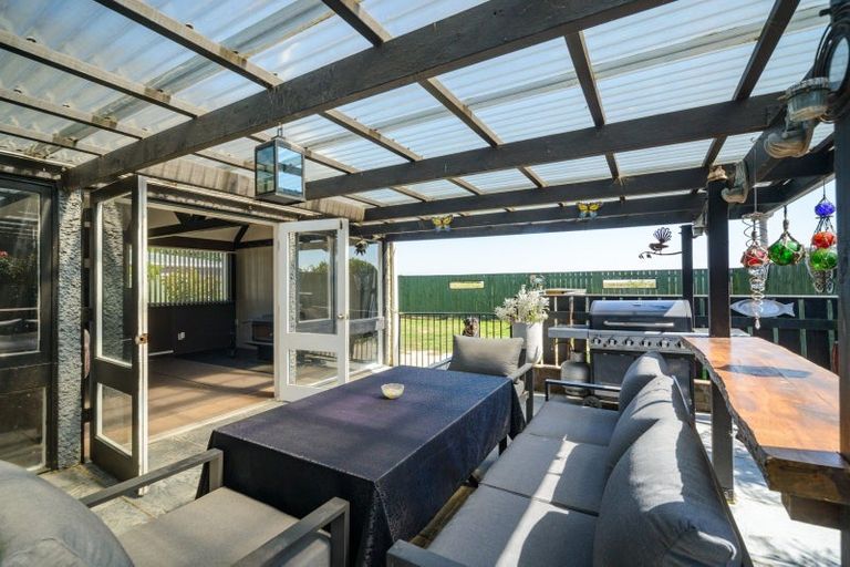 Photo of property in 111 Benmore Avenue, Cloverlea, Palmerston North, 4412