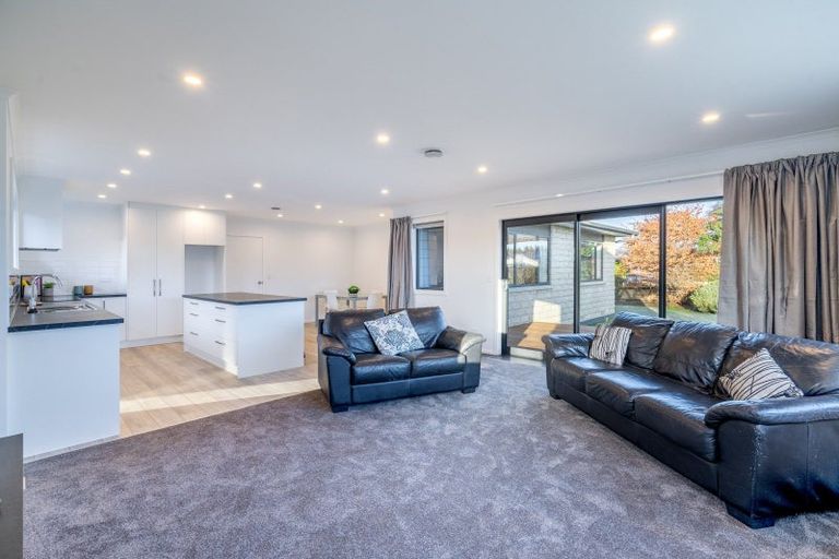 Photo of property in 143 Great North Road, Winton, 9720