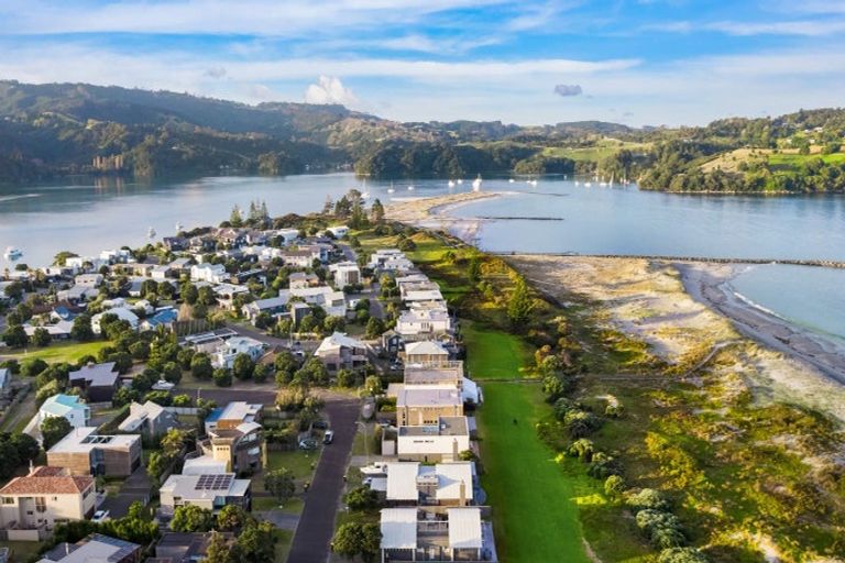 Photo of property in 18 Lagoon Way, Omaha, Warkworth, 0986