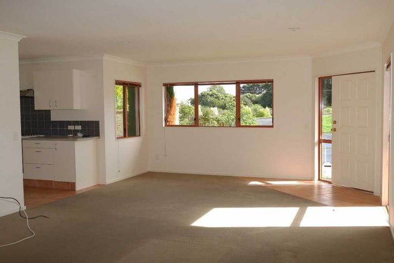 Photo of property in 72 Hinemoa Street, Paraparaumu, 5032