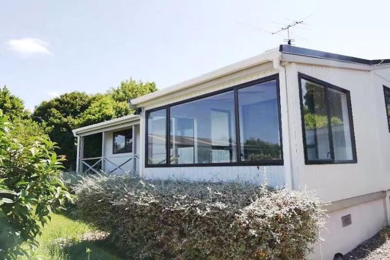 Photo of property in 283 Old North Road, Kumeu, 0892