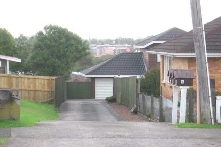 Photo of property in 1/4 Mcleod Road, Henderson, Auckland, 0612
