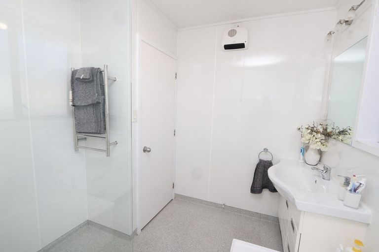 Photo of property in 34 Nixon Street, Tinwald, Ashburton, 7700