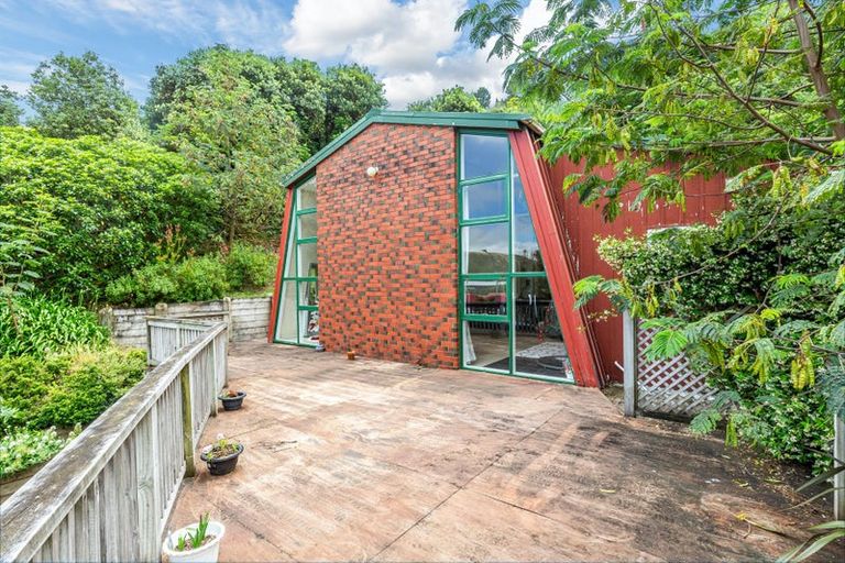 Photo of property in 13 Acheron Road, Paremata, Porirua, 5026