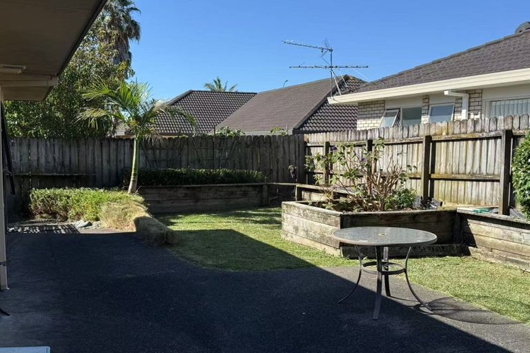 Photo of property in 7 Brittas Place, East Tamaki, Auckland, 2016