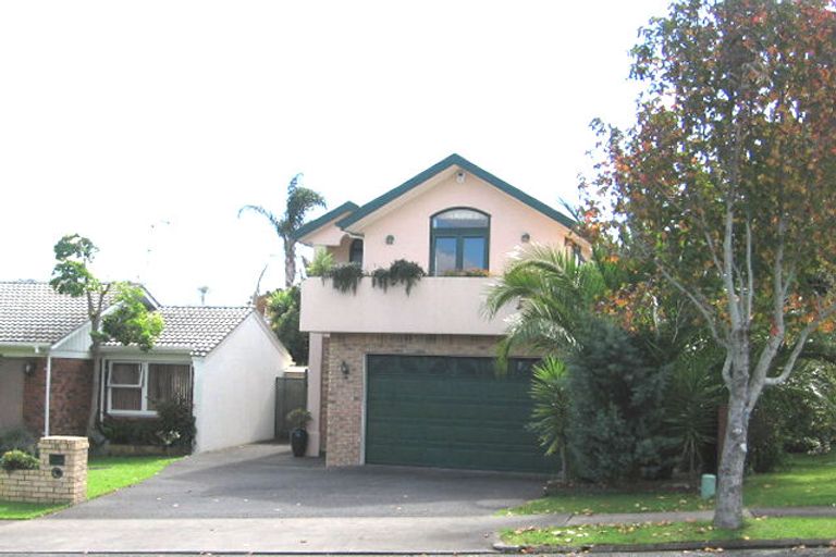 Photo of property in 15 Wells Road, Bucklands Beach, Auckland, 2012
