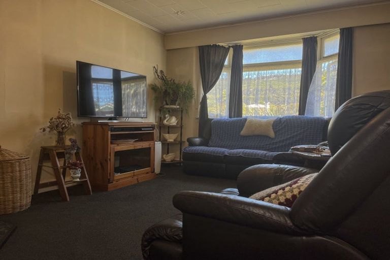 Photo of property in 32 Ranfurly Street, Runanga, 7803