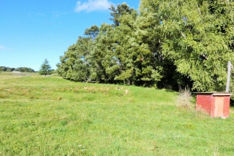 Photo of property in 414 Muhunoa Road East, Muhunoa East, Levin, 5570