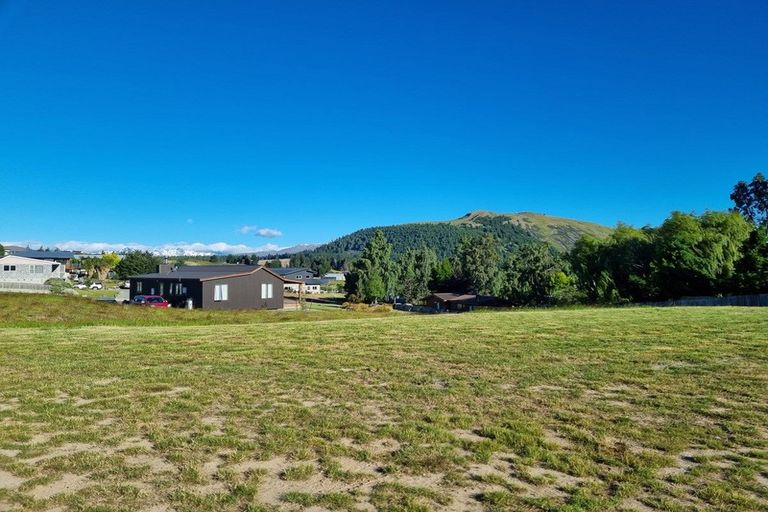 Photo of property in 11 Rodman Lane, Lake Tekapo, 7999
