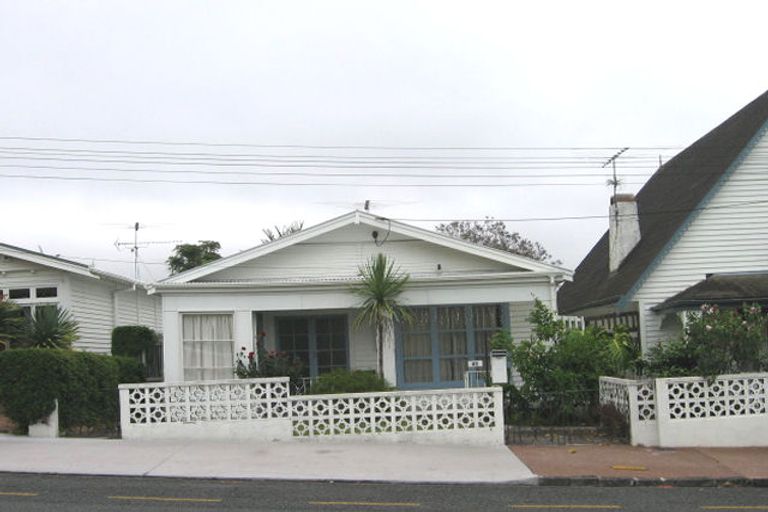 Photo of property in 48 Gladstone Road, Parnell, Auckland, 1052