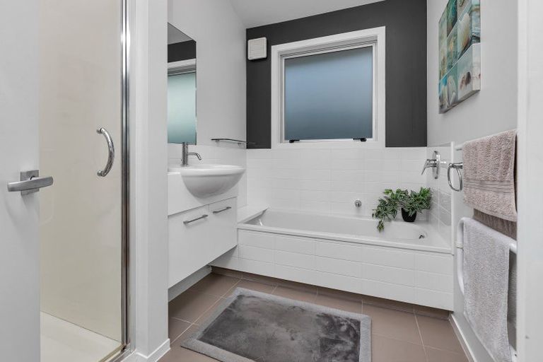 Photo of property in 1 Cayman Court, One Tree Point, 0118