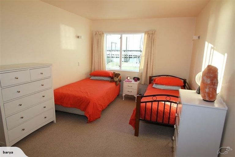 Photo of property in 152 Saint Andrews Road, Plimmerton, Porirua, 5026