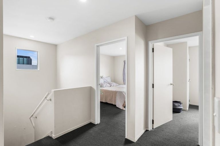 Photo of property in 2/340 Lincoln Road, Addington, Christchurch, 8024