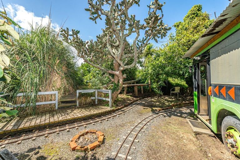 Photo of property in 133 Cornfoot Street, Castlecliff, Wanganui, 4501
