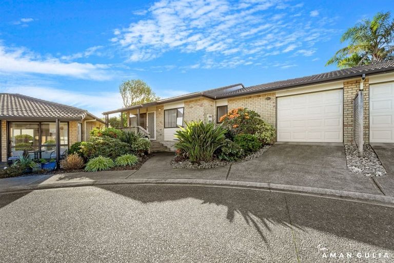 Photo of property in 3/197 Royal Road, Massey, Auckland, 0614
