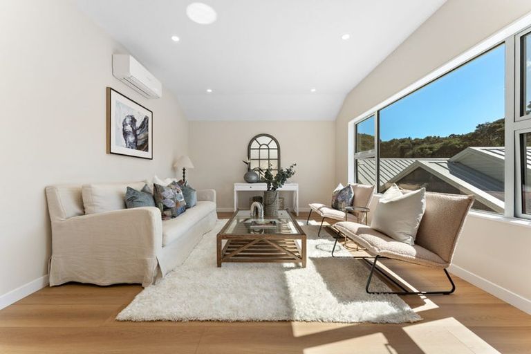 Photo of property in 45 Chamberlain Road, Massey, Auckland, 0614