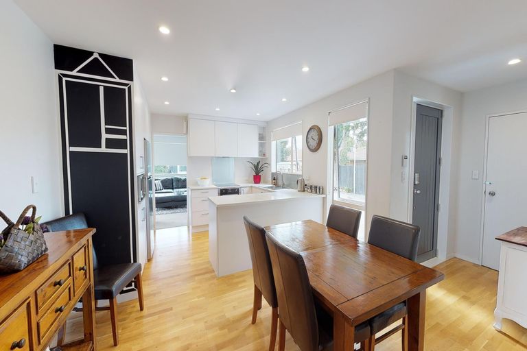 Photo of property in 24a Bunnythorpe Road, Papakura, 2110