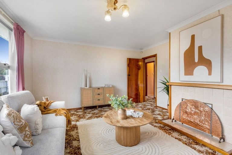 Photo of property in 18 Gregory Avenue, Islington, Christchurch, 8042