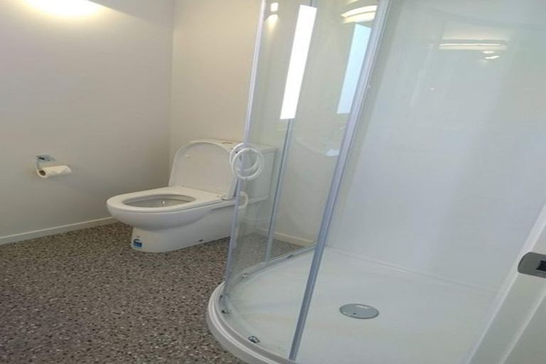 Photo of property in 33c Bracken Road, Paparangi, Wellington, 6037