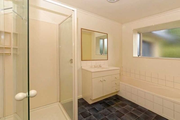 Photo of property in 10 Kimiora Close, Fairview Downs, Hamilton, 3214