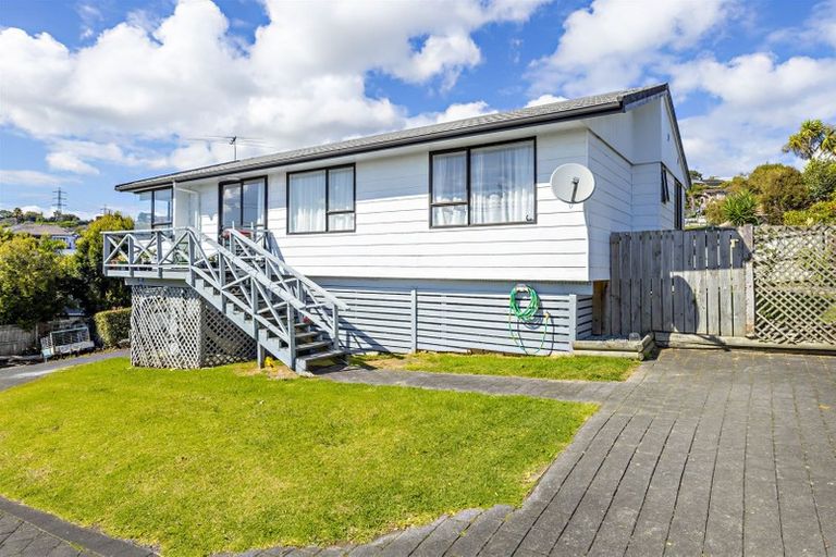Photo of property in 3/23 Mataura Place, Clover Park, Auckland, 2019