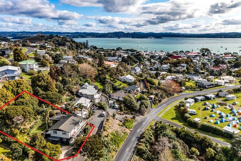 Photo of property in 13 Long Beach Road, Russell, 0202