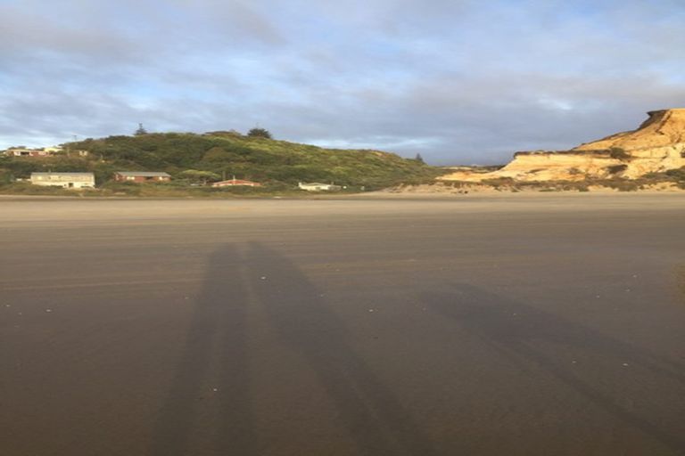 Photo of property in 15 Oceanview Terrace, Tirohanga, Lower Hutt, 5010