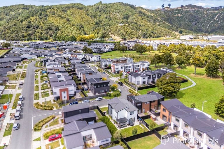 Photo of property in 4 Aston Crescent, Wallaceville, Upper Hutt, 5018