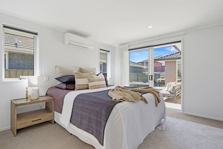 Photo of property in 18 Watene Way, Welcome Bay, Tauranga, 3112