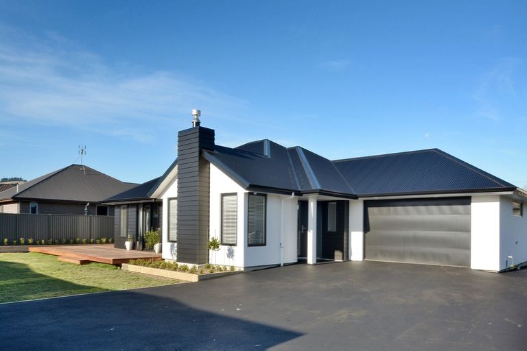 Photo of property in 8 Harley Lane, Mosgiel, 9024
