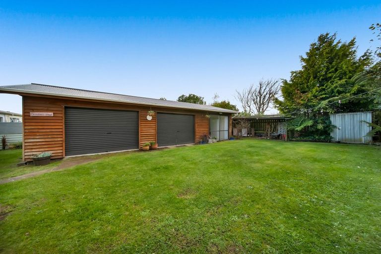 Photo of property in 4 George Street, Eltham, 4322