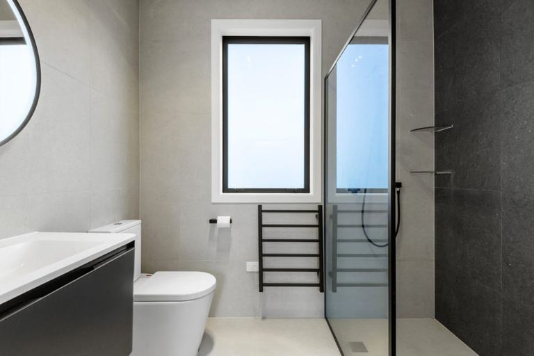 Photo of property in 1/20 Hart Road, Hauraki, Auckland, 0622