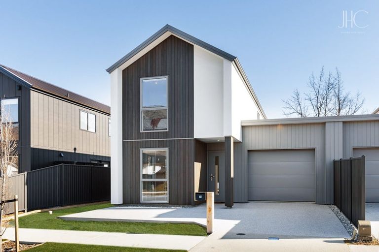 Photo of property in 30 Woods Crescent, Cromwell, 9310