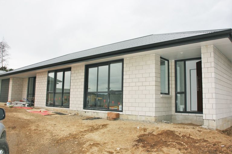 Photo of property in 14a Clyde Street, Kinmont Park, Mosgiel, 9024