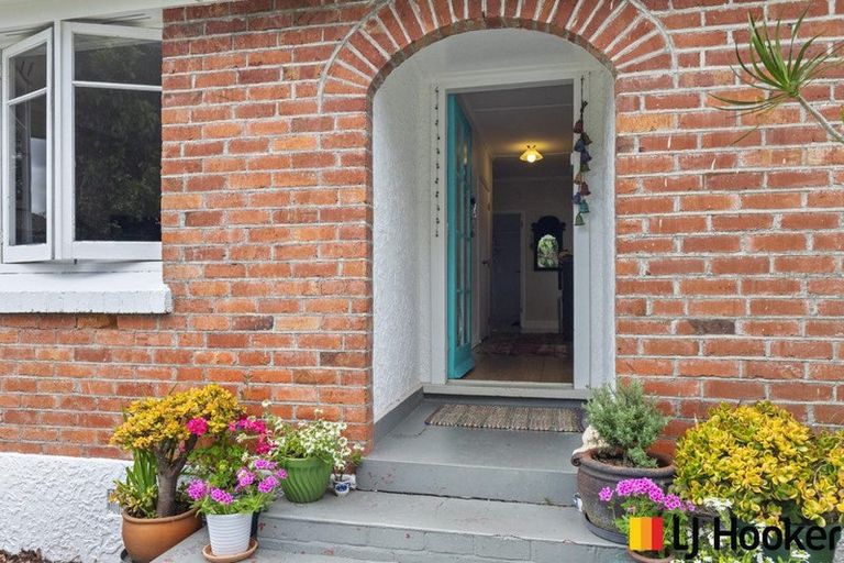 Photo of property in 9 Owens Road, Waiuku, 2123