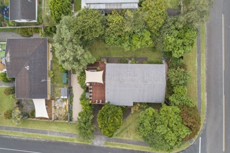 Photo of property in 2 Endeavour Avenue, Welcome Bay, Tauranga, 3112