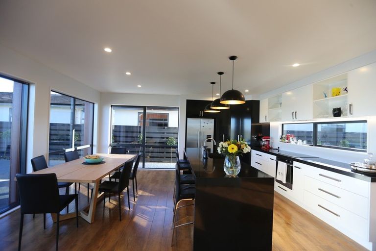 Photo of property in 15 Waterton Point, Huntingdon, Ashburton, 7774