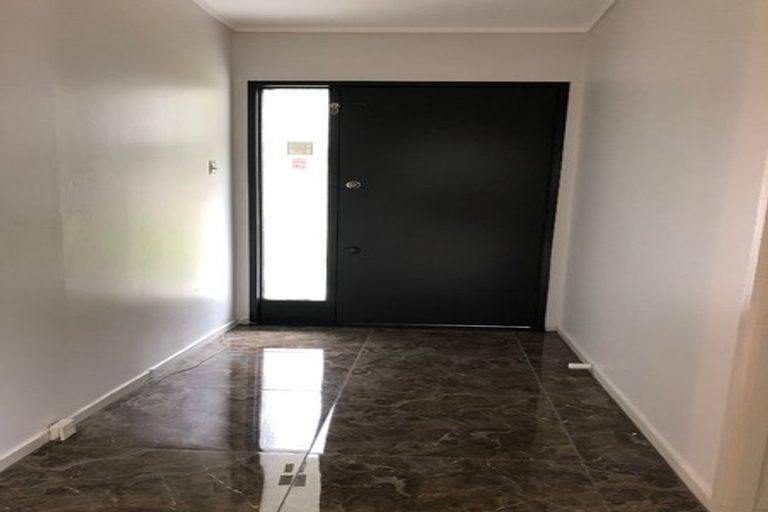 Photo of property in 62b Birkdale Road, Birkdale, Auckland, 0626