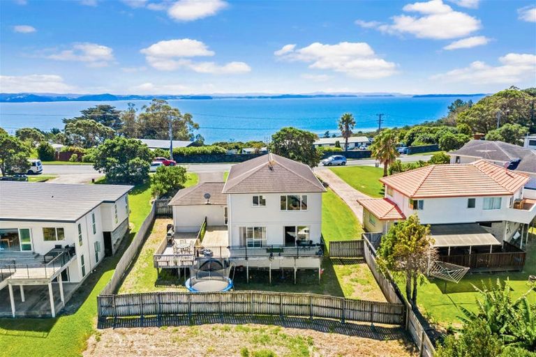 Photo of property in 1177 Whangaparaoa Road, Gulf Harbour, Whangaparaoa, 0930