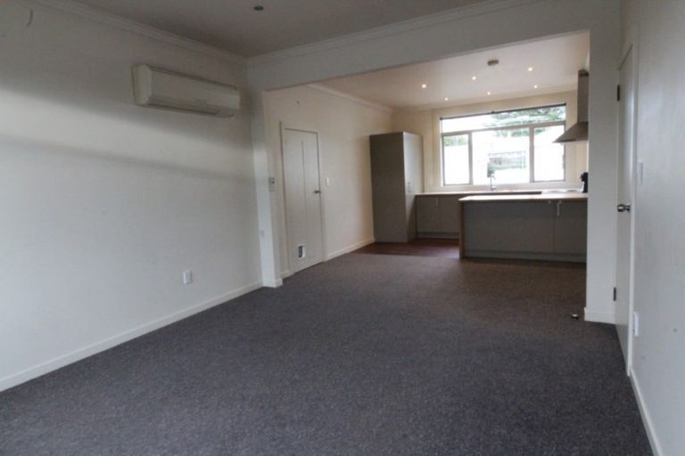 Photo of property in 43 Mary Street, Winton, 9720