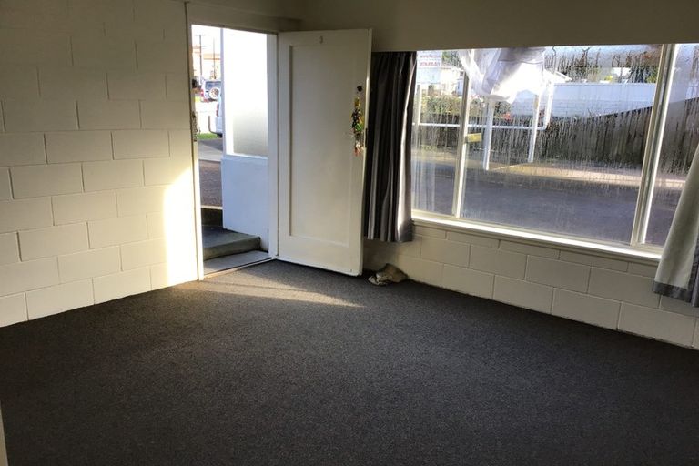 Photo of property in 1/2 Gorrie Road, Regent, Whangarei, 0112