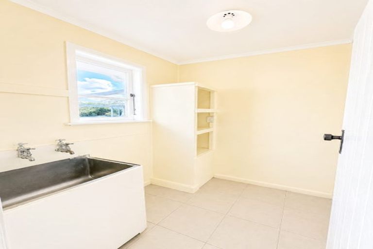 Photo of property in 57 Glendale Road, Glen Eden, Auckland, 0602