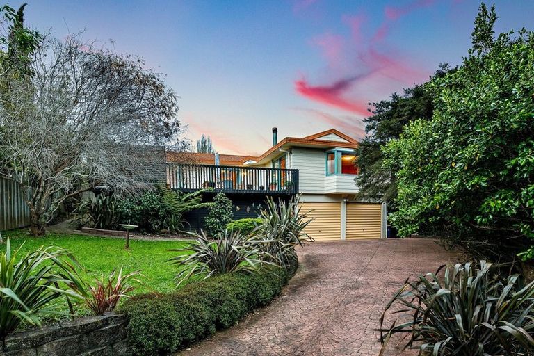 Photo of property in 2/161b Colwill Road, Massey, Auckland, 0614