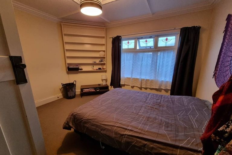 Photo of property in 1 The Parade, Island Bay, Wellington, 6023