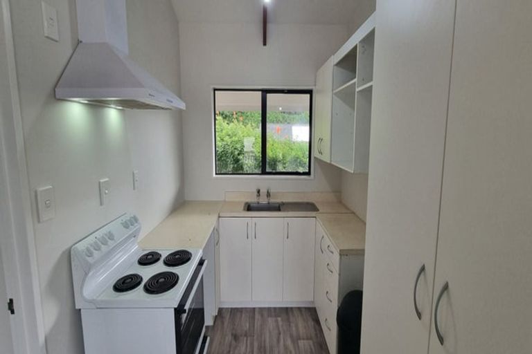 Photo of property in 4 Mayfair Place, Westown, New Plymouth, 4310